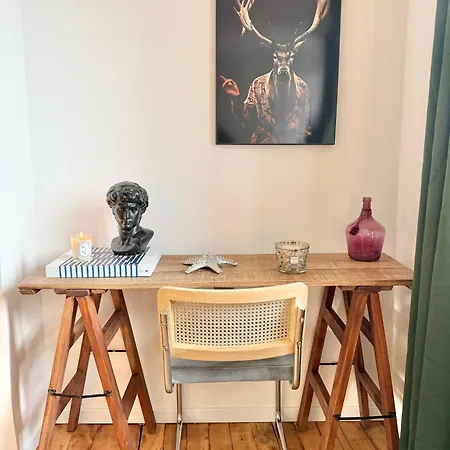 Aparthotel Gaia - *